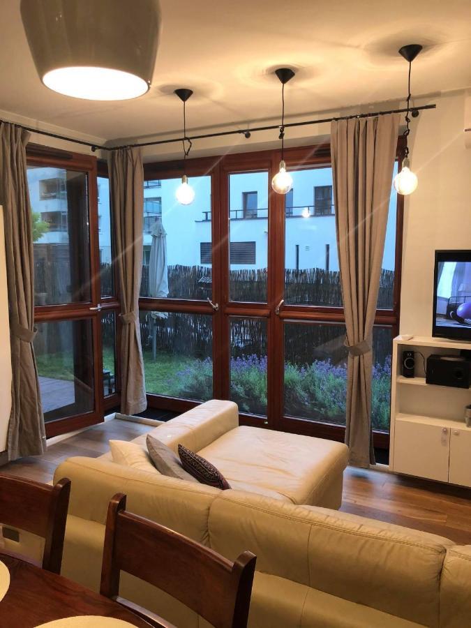 Blekitny Apartament - Wilanow ワルシャワ エクステリア 写真